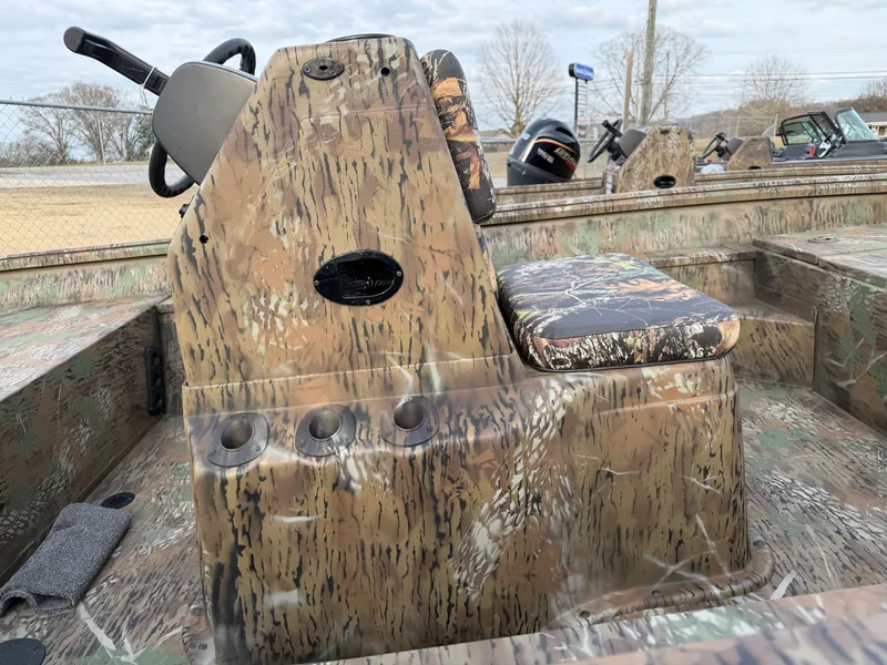 Slide: The Image of G3 Gator Tough 17 CC 2026 - 6