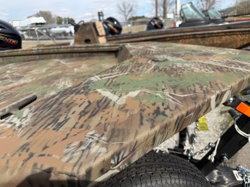 Slide: The Image of G3 Gator Tough 18 CC 2026 - 11