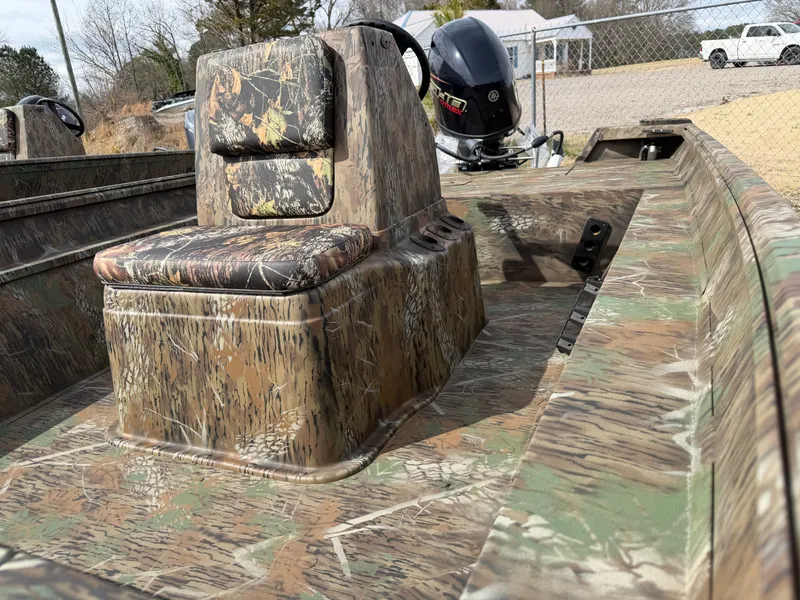 Slide: The Image of G3 Gator Tough 18 CC 2026 - 14