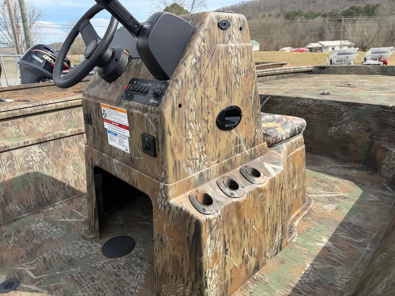 Slide: The Image of G3 Gator Tough 18 CC 2026 - 7