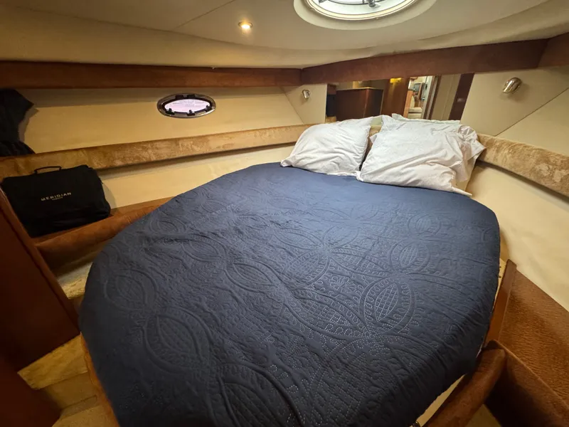 Slide: The Image of Meridian 341 Sedan 2006 - 18