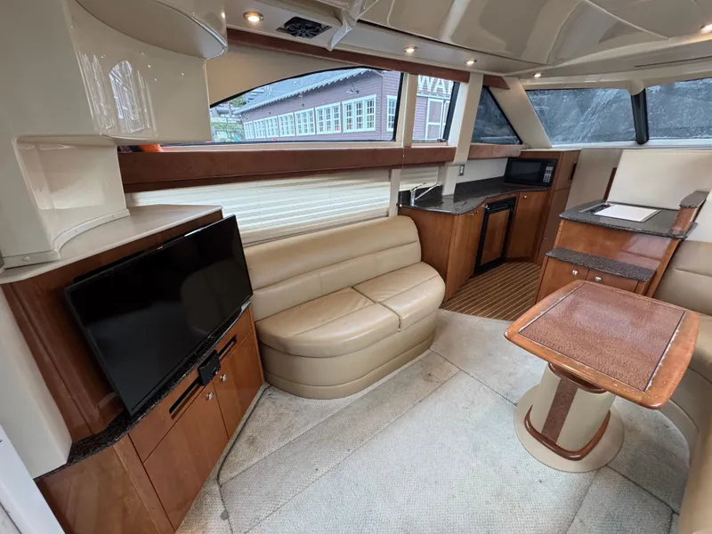 Slide: The Image of Meridian 341 Sedan 2006 - 6