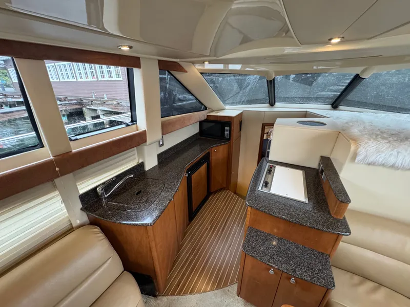 Slide: The Image of Meridian 341 Sedan 2006 - 9