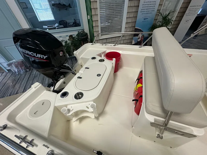Slide: The Image of Boston Whaler 150 Montauk 2026 - 3