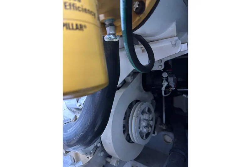 Slide: The Image of Engine compartment of a 1999 Sea Ray 480 Sedan Bridge yacht. - 88