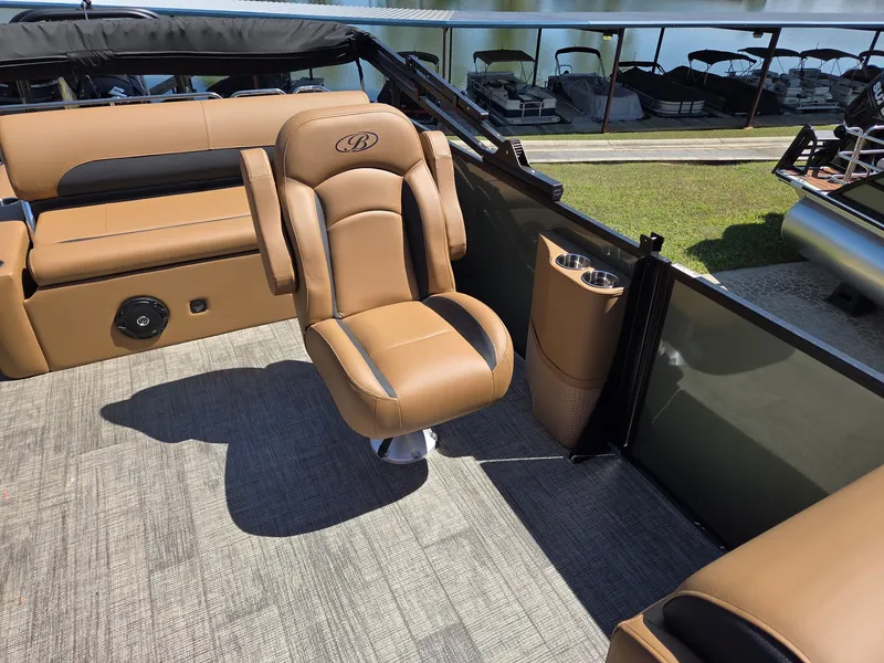 Slide: The Image of Luxurious seating on Bentley Pontoons Legacy 223 Swingback 2026. - 6