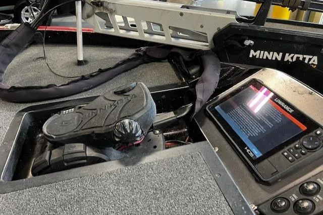 Slide: The Image of 2015 Ranger Z518 Cup-Equipped boat interior with Minn Kota trolling motor and Lowrance display. - 4