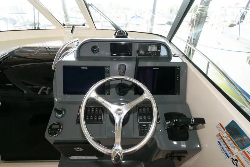 Slide: The Image of Pursuit OS 345 Offshore 2014 - 12