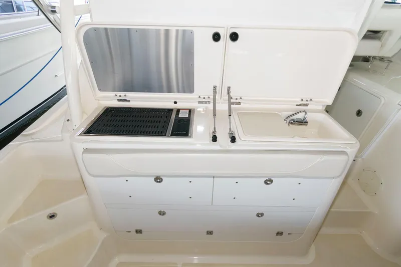 Slide: The Image of Pursuit OS 345 Offshore 2014 - 16