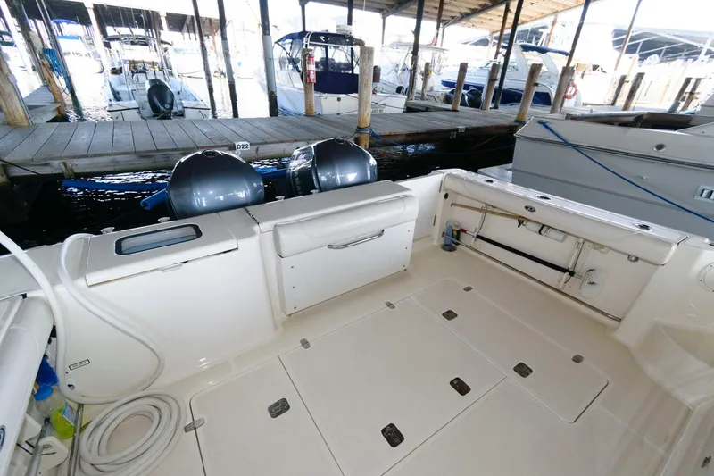 Slide: The Image of Pursuit OS 345 Offshore 2014 - 3