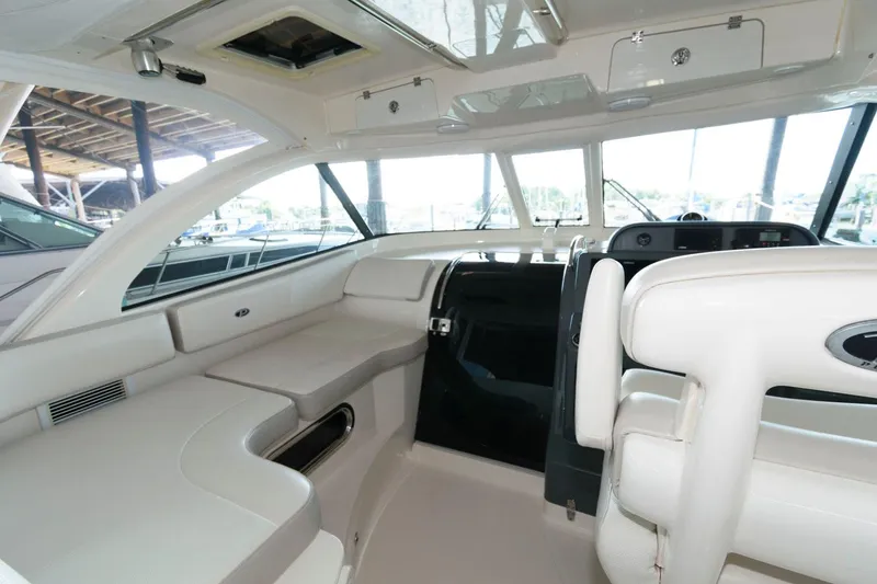 Slide: The Image of Pursuit OS 345 Offshore 2014 - 7