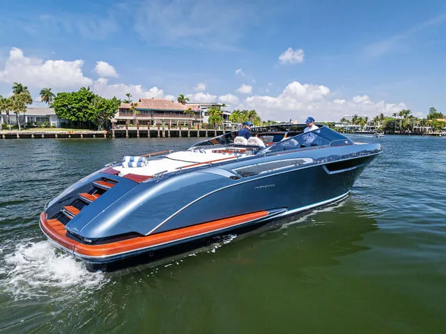 Slide: The Image of Riva 38' Rivamare 2020 - 34