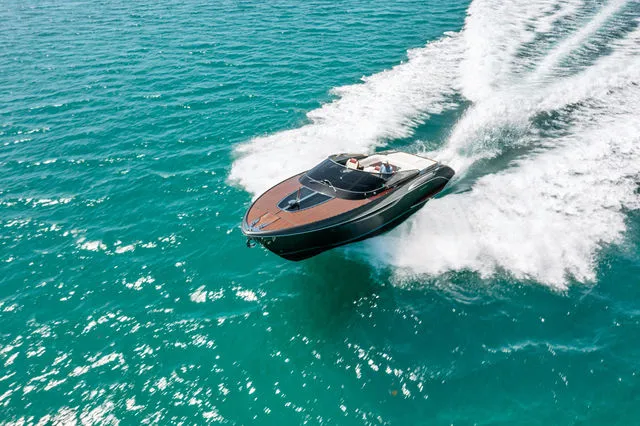 Slide: The Image of Riva 38' Rivamare 2020 - 59
