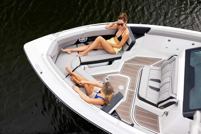 Slide: The Image of Monterey Elite 30 OB 2026 - 16