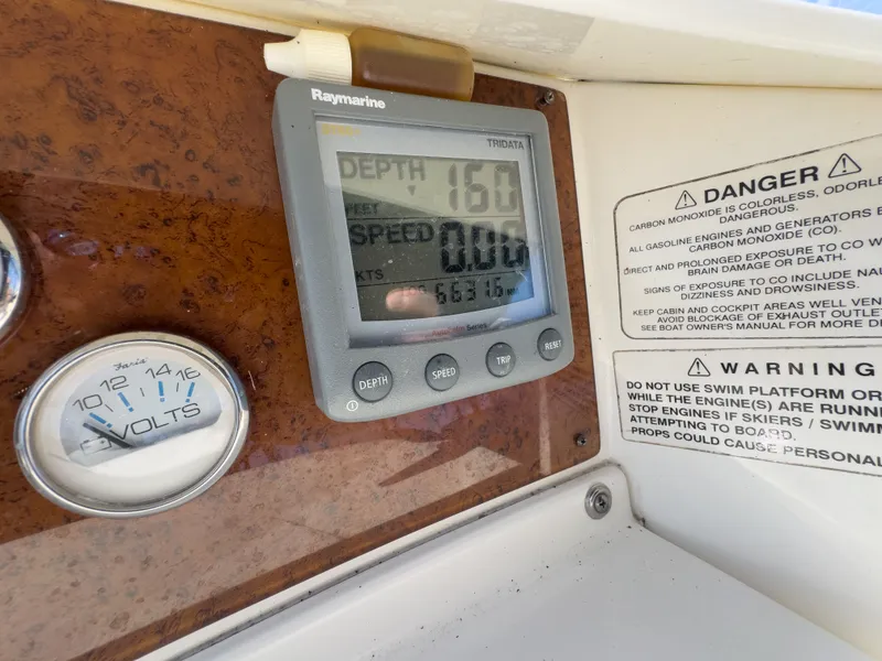 Slide: The Image of Silverton 34 Convertible 2007 - 12