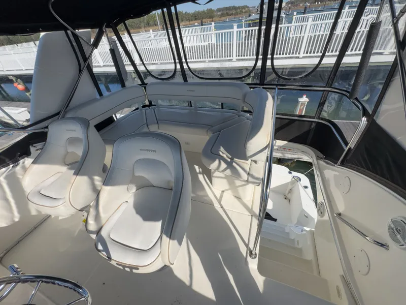 Slide: The Image of Silverton 34 Convertible 2007 - 15