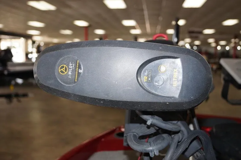 Slide: The Image of 2018 Bass Cat Pantera II boat with i-Pilot Ultrex trolling motor system. - 17