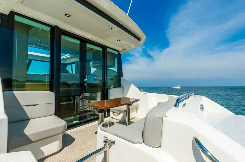 Slide: The Image of Tiara C39 Coupe 2023 - 34