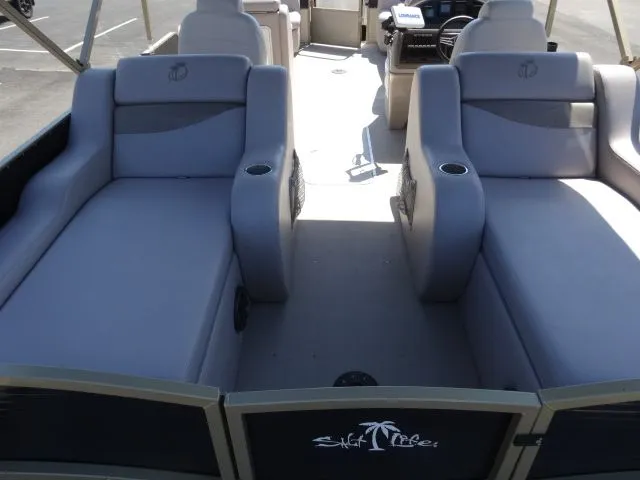 Slide: The Image of Aloha Custom 2013 - 12