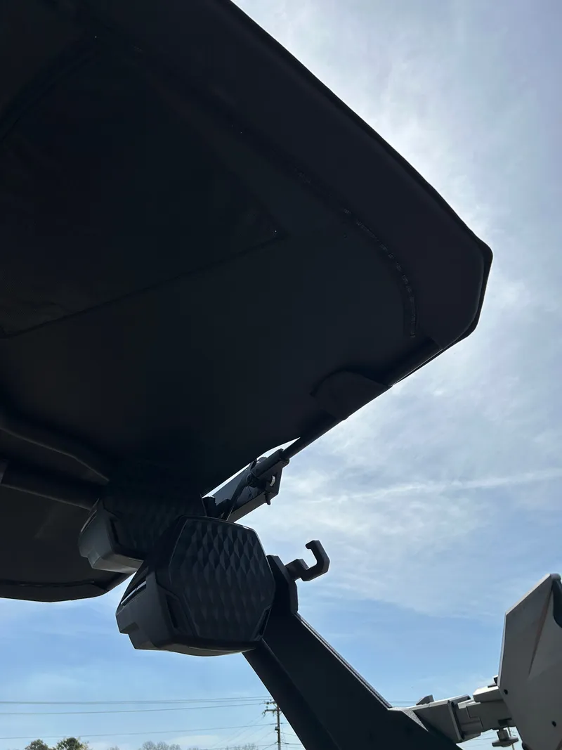 Slide: The Image of Malibu Wakesetter 23 LSV 2026 - 31