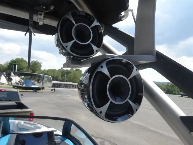 Slide: The Image of Malibu Wakesetter 25 LSV 2016 - 11