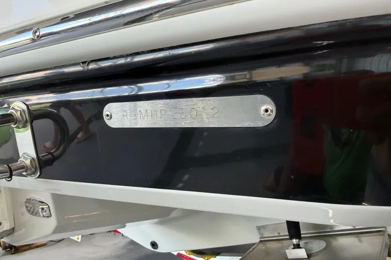Slide: The Image of 2023 Regal 26 XO boat hull identification plate close-up. - 49