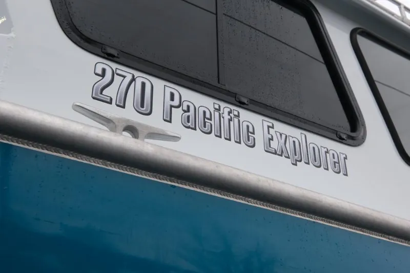 Slide: The Image of 2024 Hewescraft 270 Pacific Explorer ET Hardtop boat exterior detail. - 6