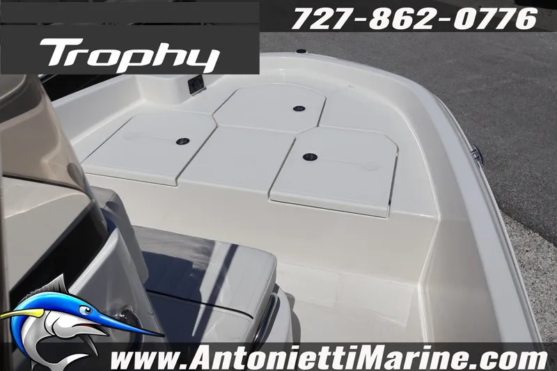 Slide: The Image of Bayliner Trophy T18 boat deck, 2026 model, displayed at Antonietti Marine. - 10