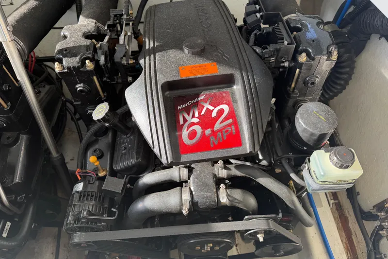 Slide: The Image of Engine of a 2001 Formula 312 FASTech boat, featuring a MerCruiser MX 6.2 MPI. - 40