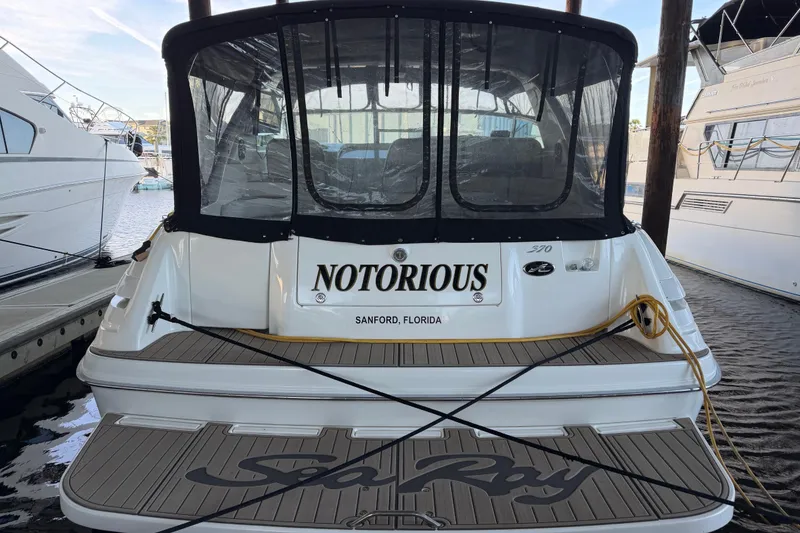 Slide: The Image of 1995 Sea Ray Sundancer 370 boat docked in Sanford, Florida marina. - 40