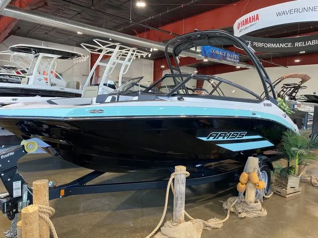 The Image of Yamaha AR195 2023 - 1