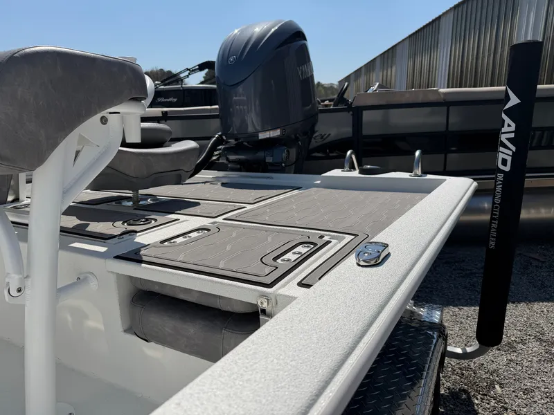 Slide: The Image of Avid 21 FSX 2026 - 16