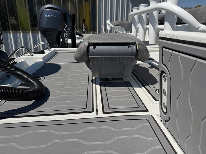 Slide: The Image of Avid 21 FSX 2026 - 9