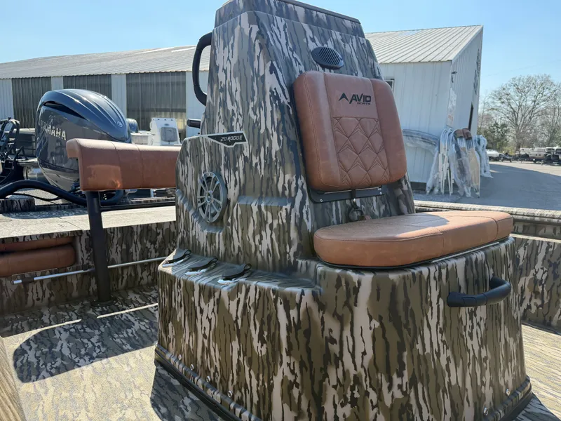 Slide: The Image of Avid 20CC Rogue 2026 - 13