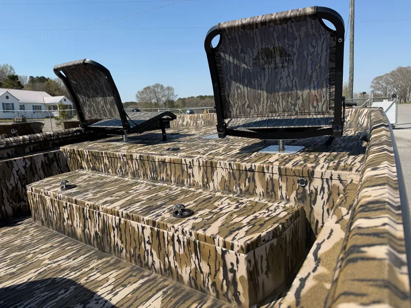 Slide: The Image of Avid 20CC Rogue 2026 - 14