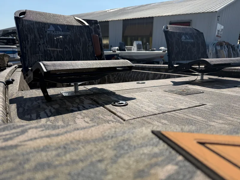 Slide: The Image of Avid 20CC Rogue 2026 - 16