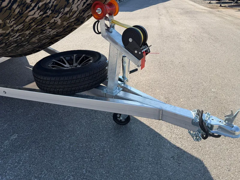 Slide: The Image of Avid 20CC Rogue 2026 - 18