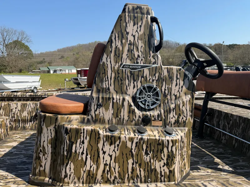 Slide: The Image of Avid 20CC Rogue 2026 - 5