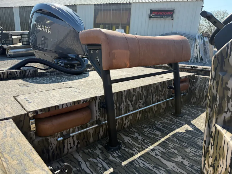 Slide: The Image of Avid 20CC Rogue 2026 - 8