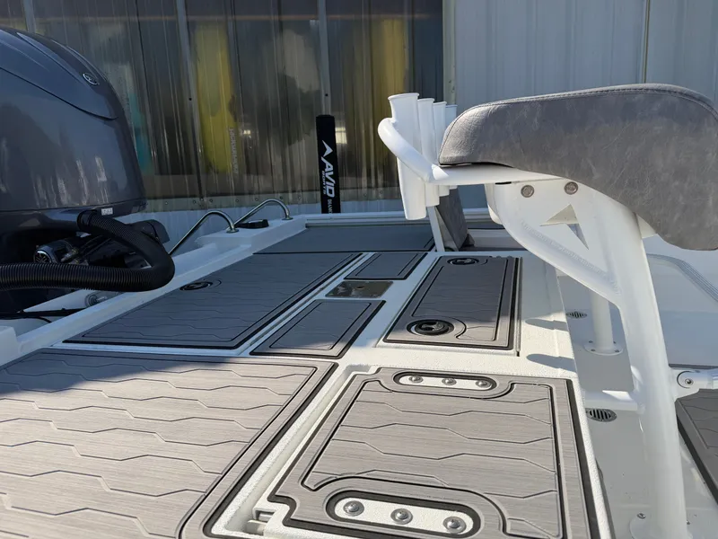 Slide: The Image of Avid 21 FSX 2026 - 10