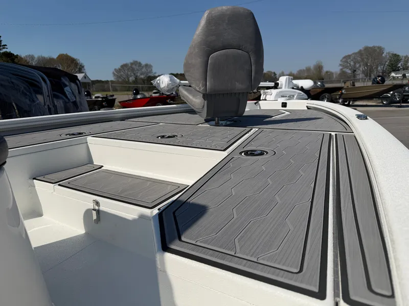 Slide: The Image of Avid 21 FSX 2026 - 11