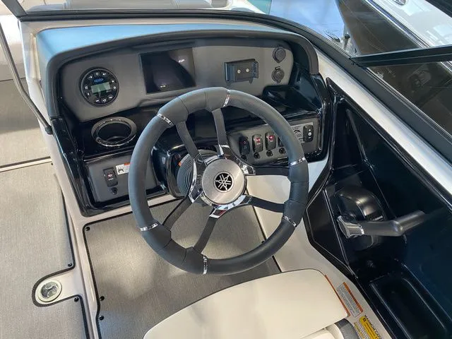 Slide: The Image of Yamaha AR195 2023 - 8