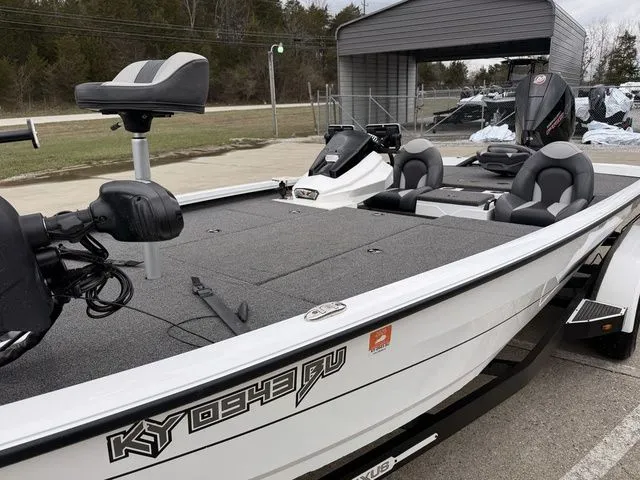 Slide: The Image of Vexus AVX2080 2021 - 12