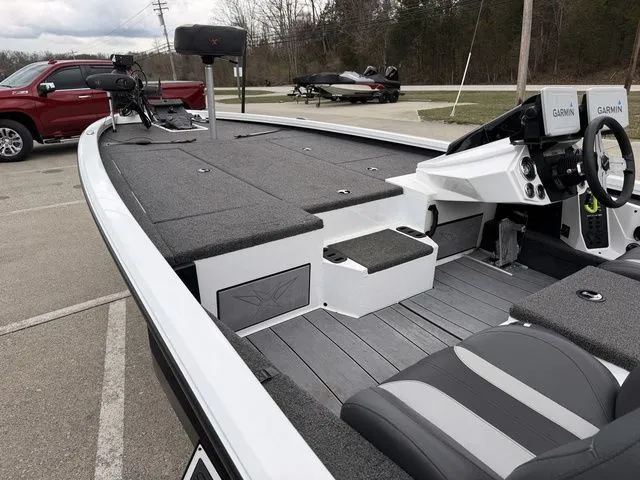 Slide: The Image of Vexus AVX2080 2021 - 16