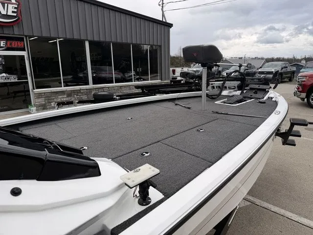 Slide: The Image of Vexus AVX2080 2021 - 8