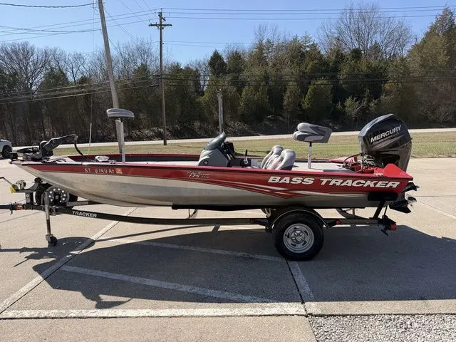 Slide: The Image of Tracker Pro Team 175 TXW 2013 - 12