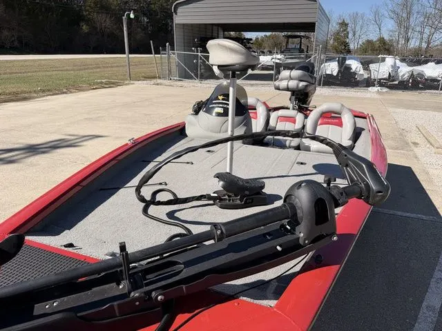 Slide: The Image of Tracker Pro Team 175 TXW 2013 - 9