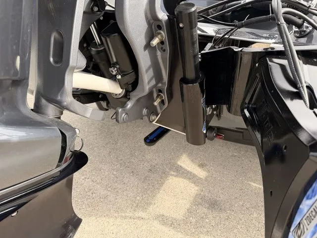 Slide: The Image of Phoenix Bass Boat 920 Elite 2025 - 3