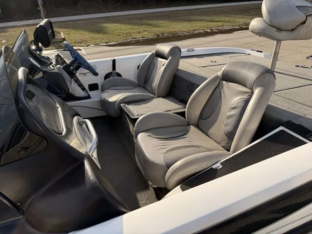 Slide: The Image of Stratos 201 Pro XL 2005 - 15