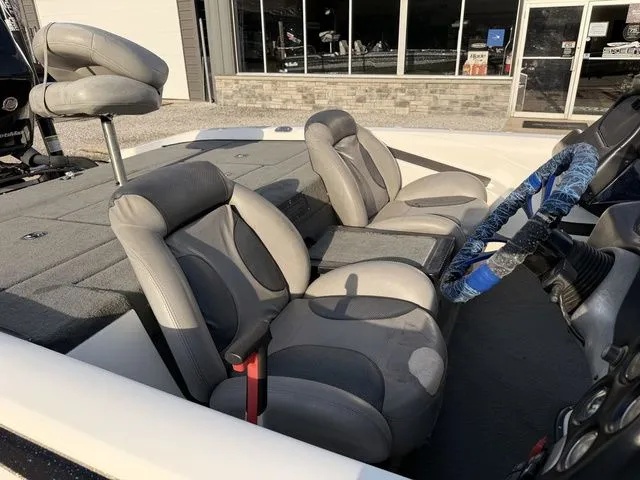 Slide: The Image of Stratos 201 Pro XL 2005 - 6